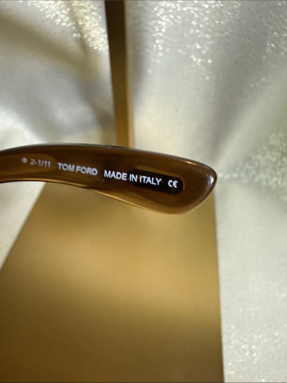 Tom Ford Brown Gradient Oversized Sunglasses - Picture 3 of 6